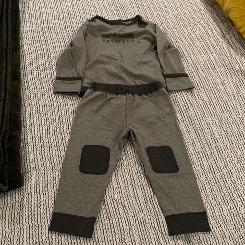 Patagonia Kids Two-Piece Set Gray with Black Trim